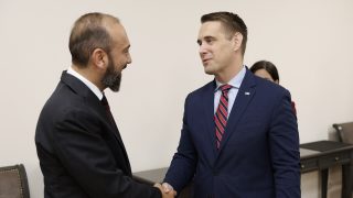Повестка дня стратегического партнёрства Армения-США обсуждалась на встрече Мирзоян-Бёрнс.