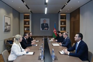Բայրամովն ու ամերիկացի պաշտոնյան քննարկել են Հայաստանի և Ադրբեջանի միջև հարաբերությունների կարգավորման հարցեր: