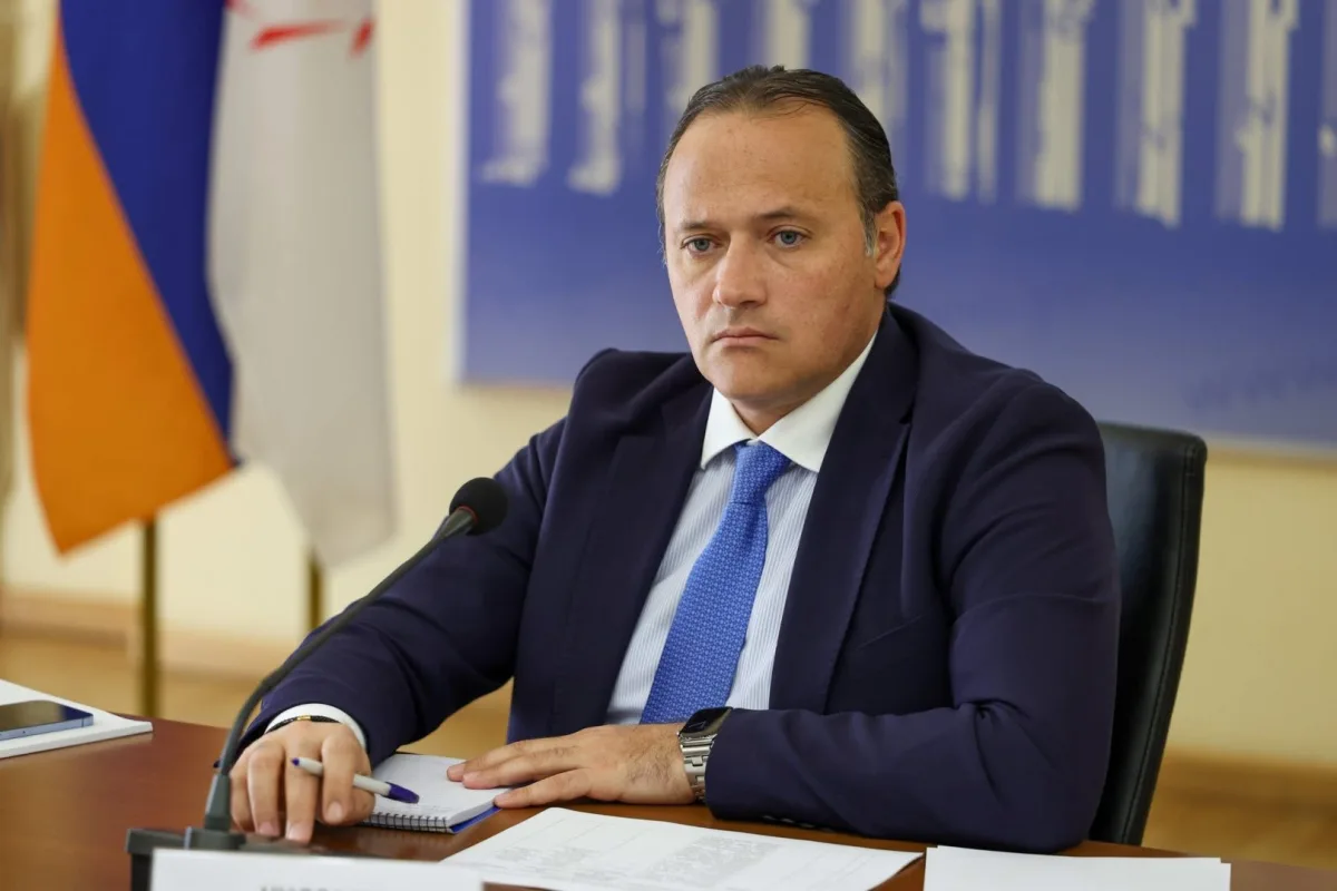 Проблемы семей, нуждающихся в социальной поддержке в Ереване, обсуждались на заседании Совета старейшин.