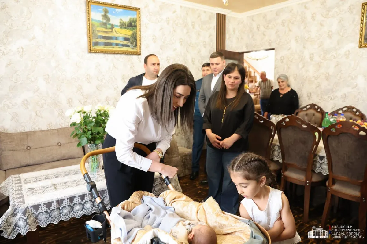 Родился брат 2-летнего Тиграна, найденного мертвым в реке Мармарик, его снова назвали Тиграном.