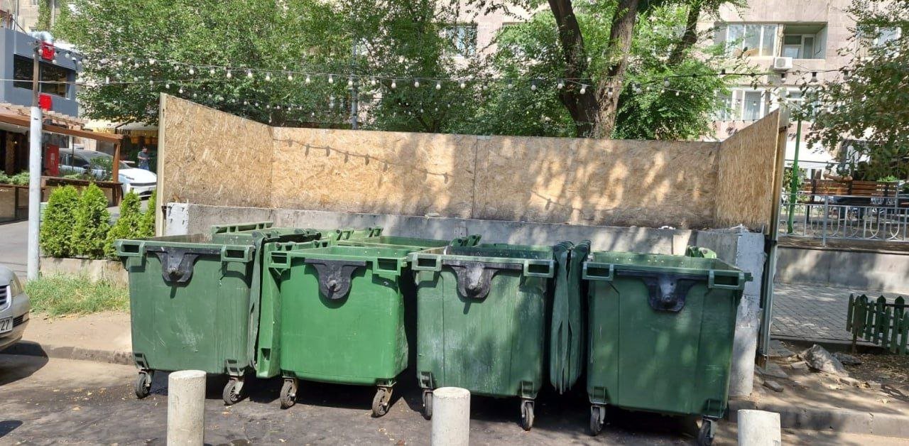 Սարյան և Արամի փողոցներում առավոտյան վերականգնվել են աղբահանության աշխատանքները