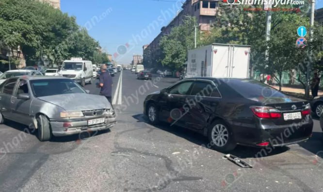 Երևանում վթարի է ենթարկվել Մալաթիա-Սեբաստիայի թաղապետ Ռոմիկ Մխիթարյանը