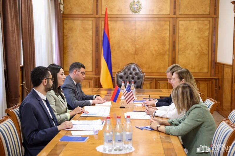 Արփինե Սարգսյանն ու ԱՄՆ դեսպանը կարևորել են օգոստոսի 8-ին վաշինգտոնյան հանդիպումները