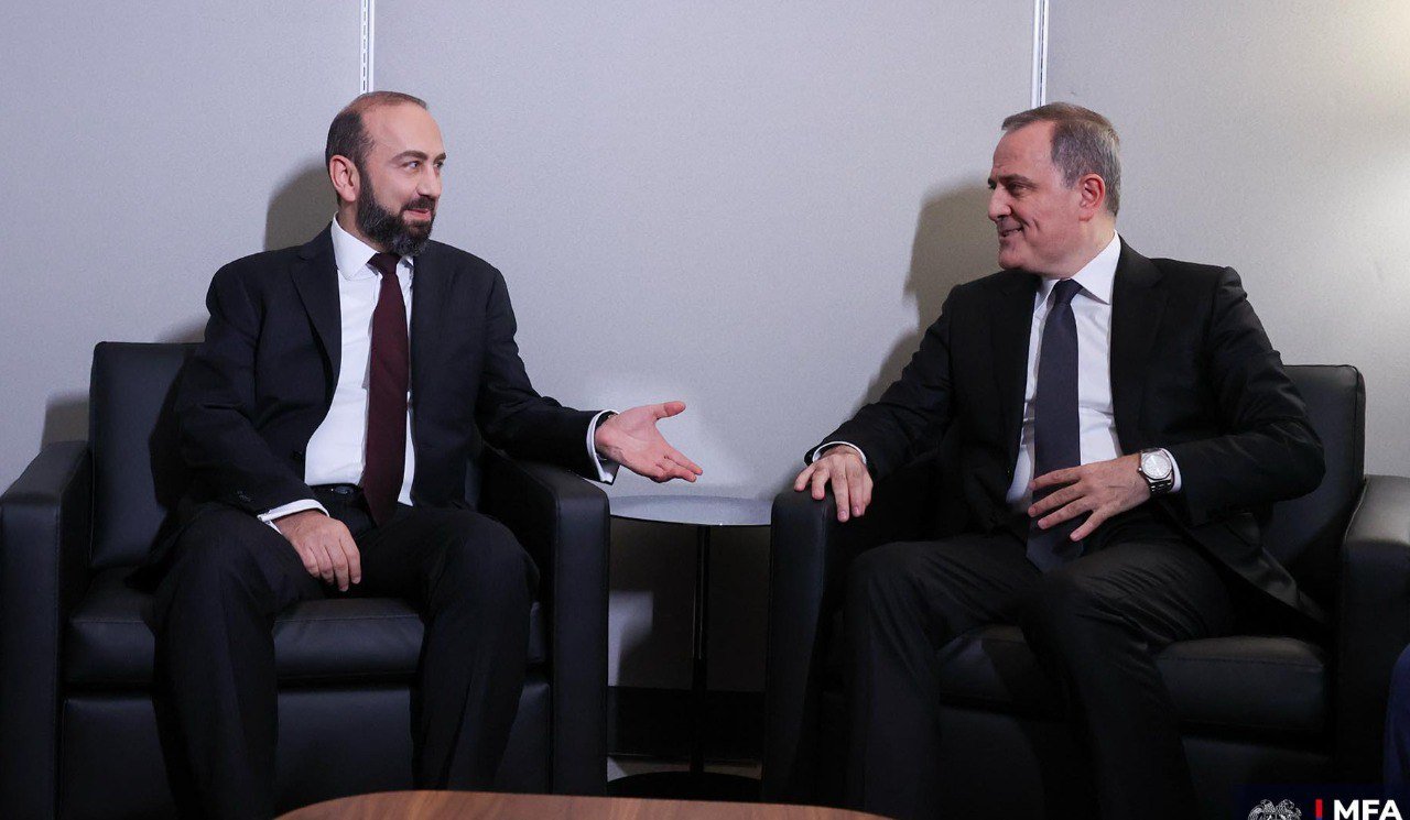 ՄԱԿ Գլխավոր Ասամբլեայի նստաշրջանի ընթացքում կայացել է Արարատ Միրզոյանի և Ջեյհուն Բայրամովի հանդիպումը