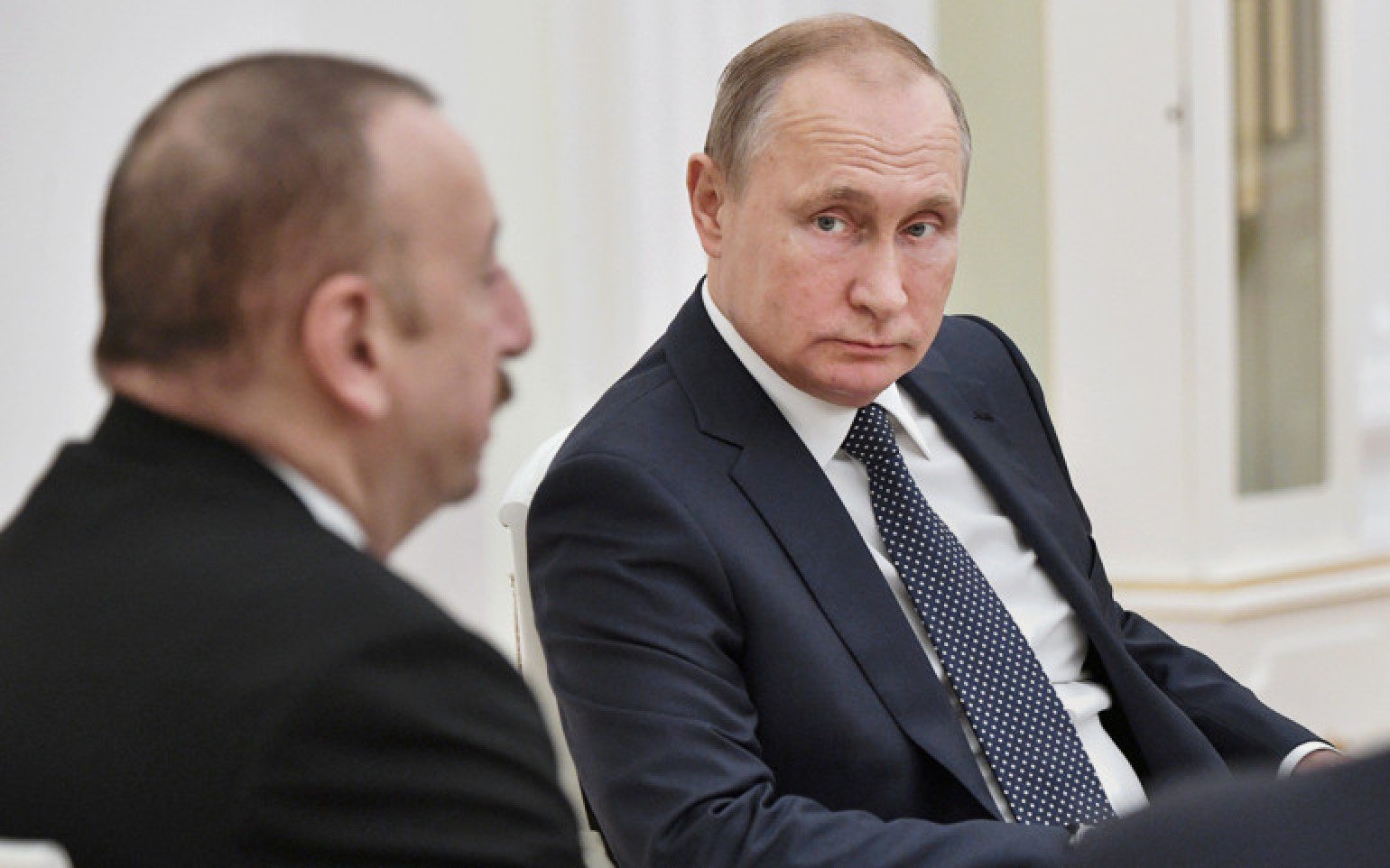 Путин и Алиев проведут переговоры в Таджикистане на полях саммита глав СНГ, заявил Песков.