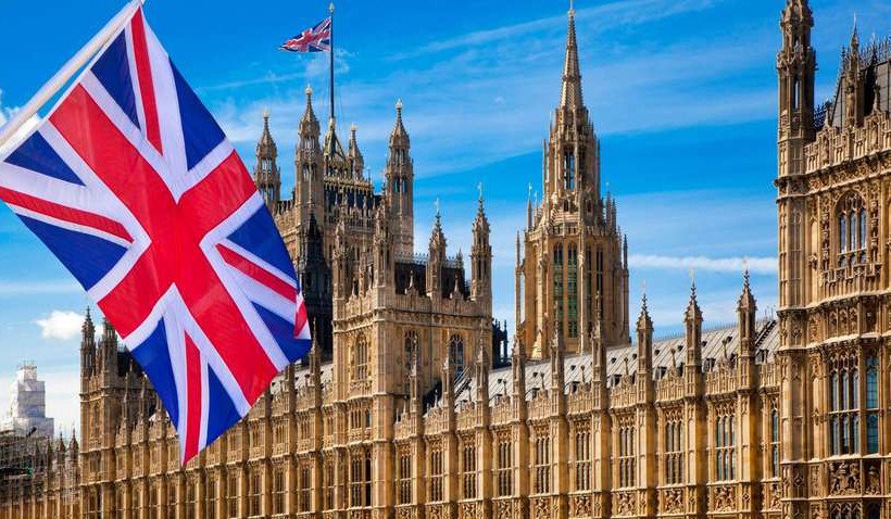 Великобритания полностью снимет оружейное эмбарго с Армении и Азербайджана