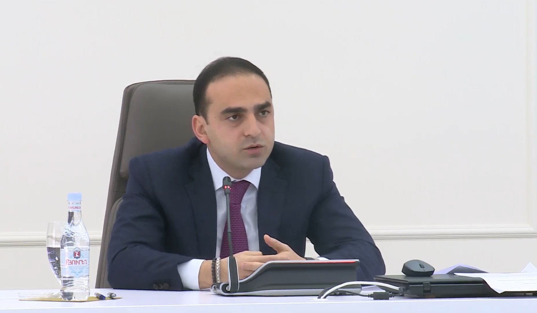 Կոյուղատարներում շաբաթական 400 վթար է լինում, որոնք տեր չունեն. Ավինյանը՝ հրատապ միջոցներ ձեռնարկելու մասին