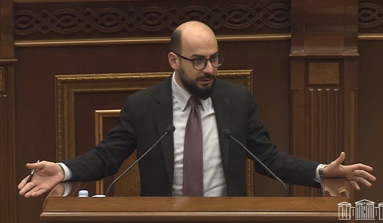 Вы пытаетесь использовать политику, чтобы сохранить украденное и избежать ответственности: Ованнисян оппозиции